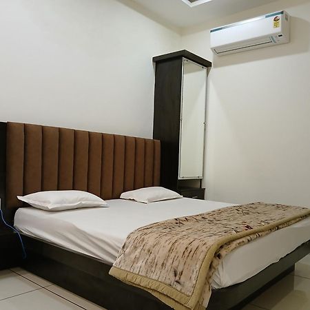 Hotel Jyoti Shree Ujjain Luaran gambar